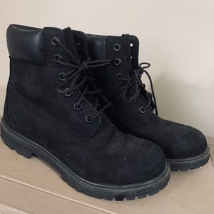 Black timberland boots